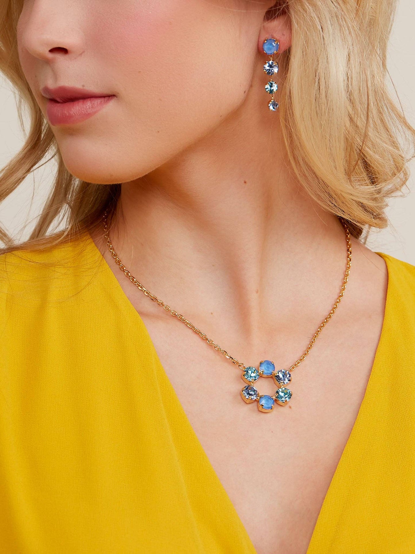 Front-Facing Crystal Collar Necklace