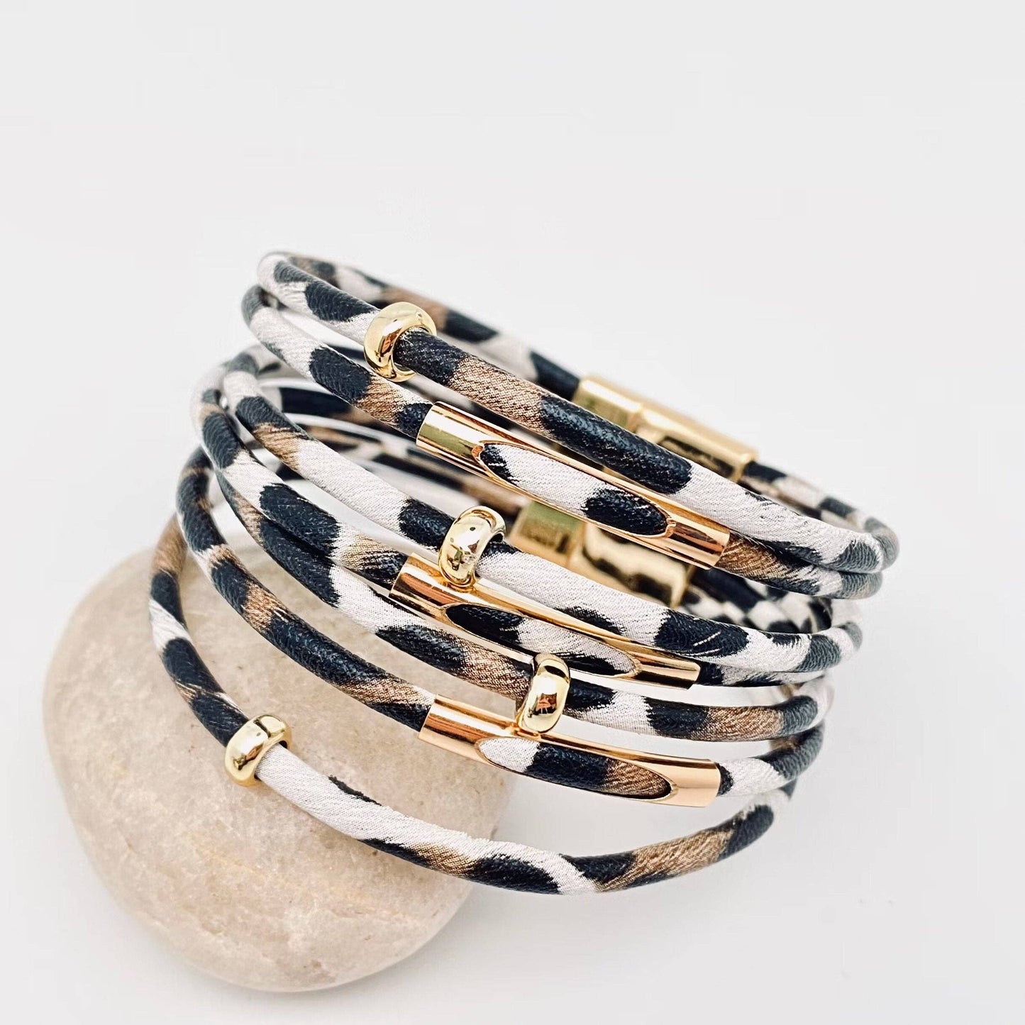 Magnetic Buckle Leopard-Print Multilayer Beaded Bangle